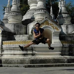 Meet your Posher, Raymond